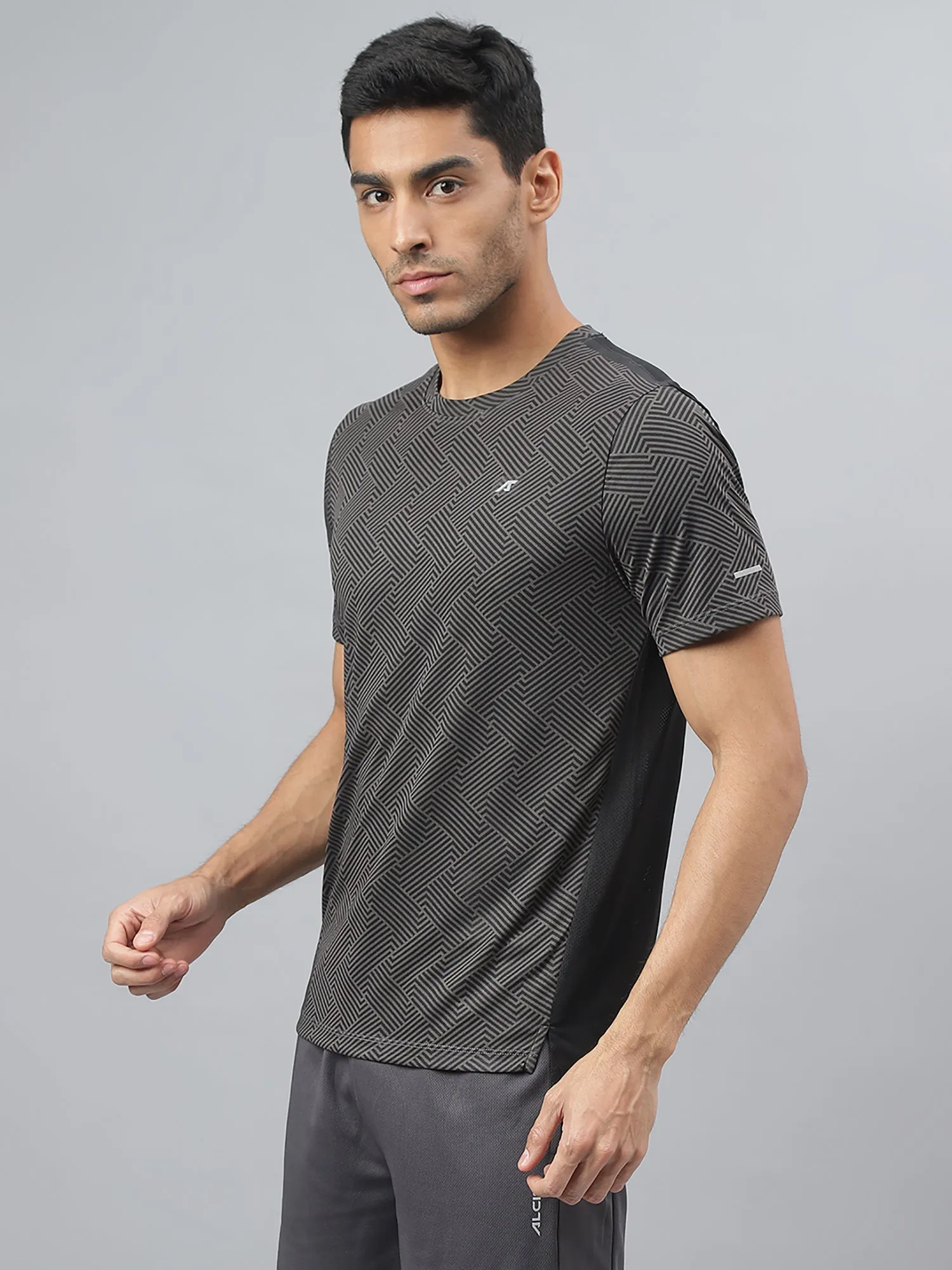Alcis Men Dark Grey Drytech  Anti-Static Slim-Fit Round Neck Running T-Shirt