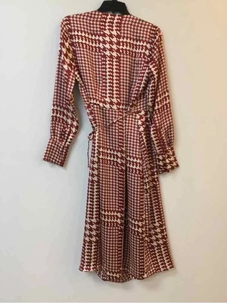 Alfani Size 6 burgundy/cream shiny Wrap Long Sleeve Dress