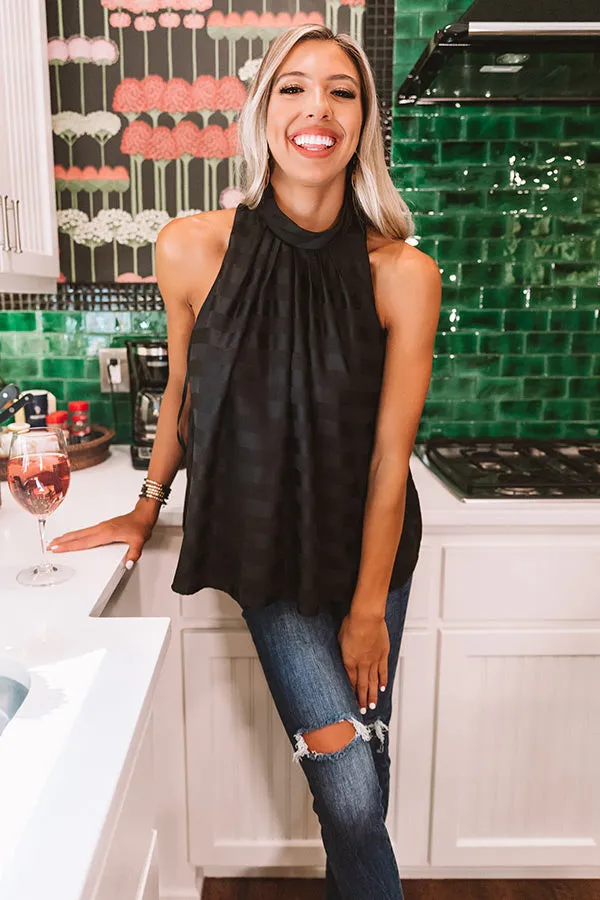 Beverly Hills Hideaway Shift Top In Black