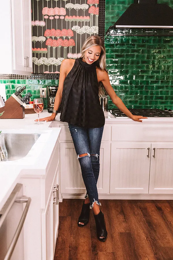 Beverly Hills Hideaway Shift Top In Black