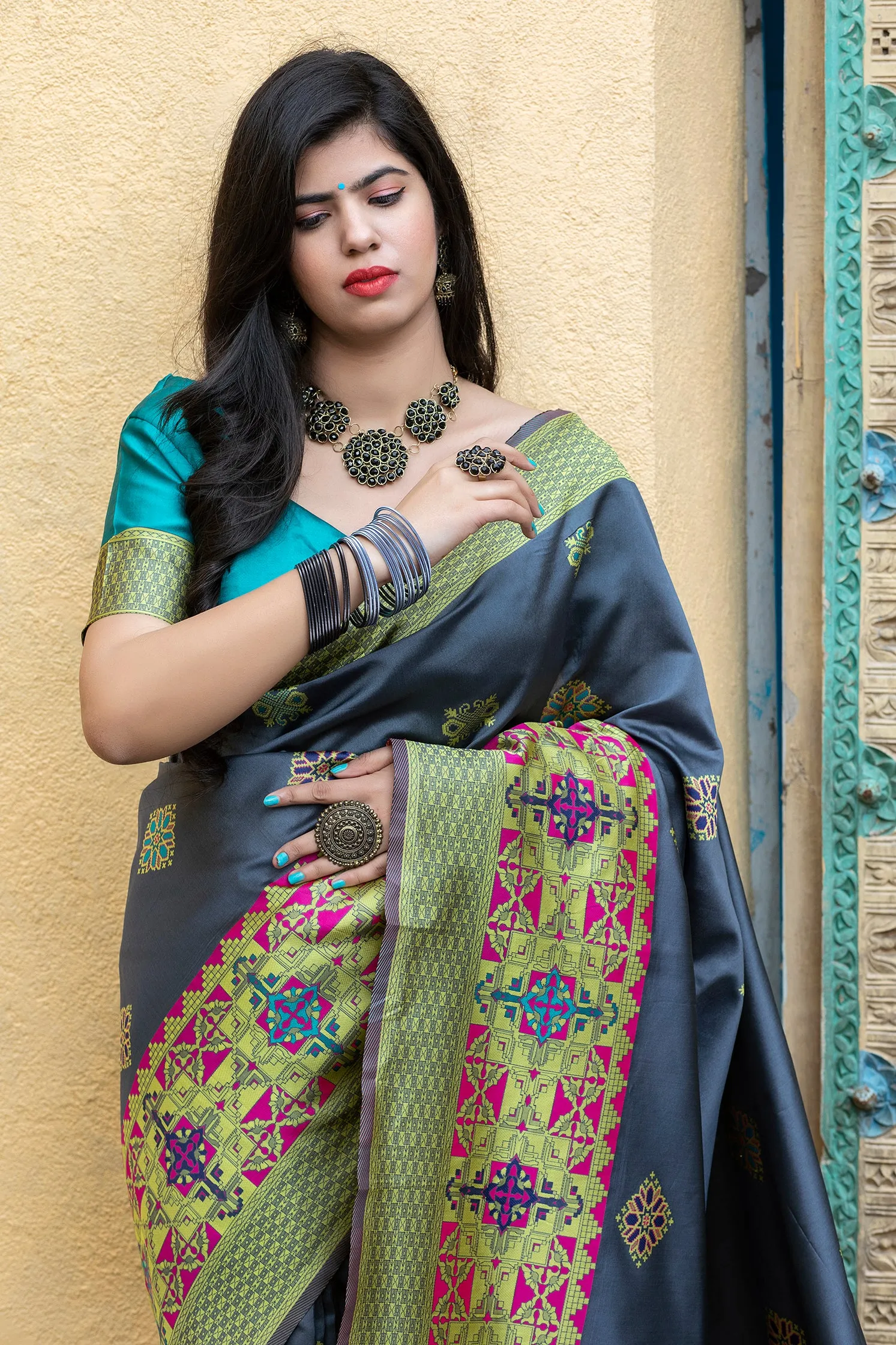 Grey Heavy Bordered Banarasi Silk Wedding Wear Saree With Blouse