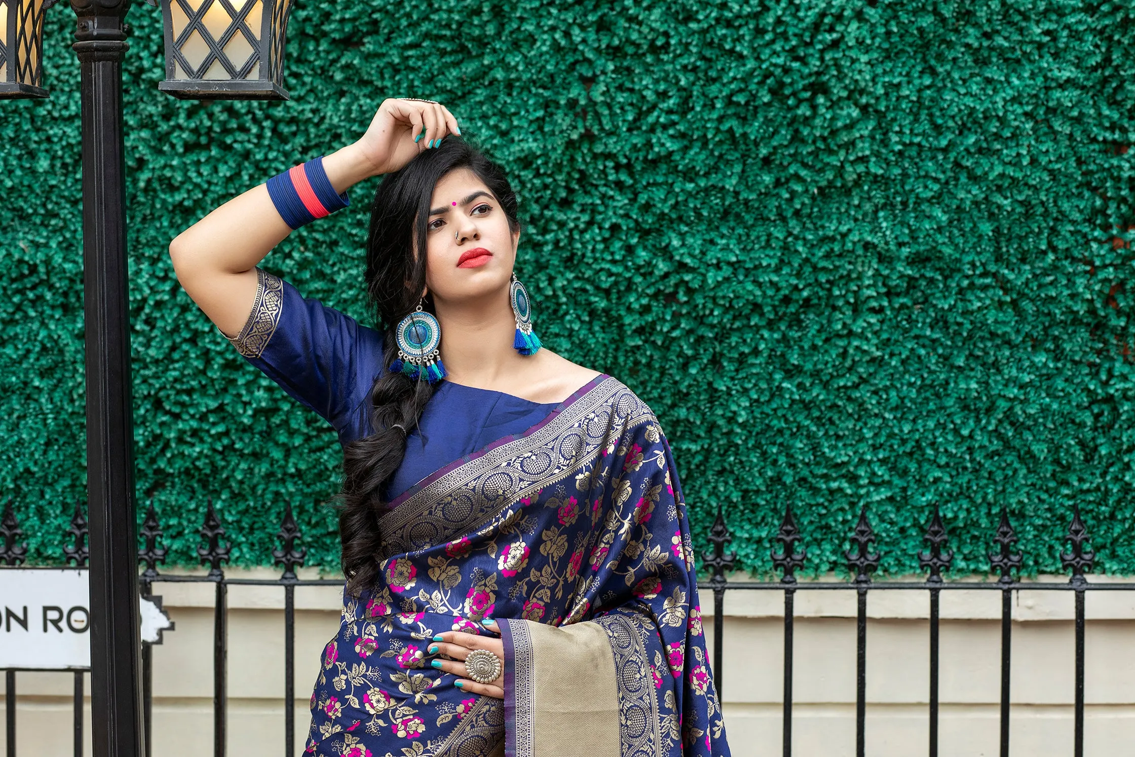 Navy Blue Weaving Banarasi Silk Festive Saree With Blouse