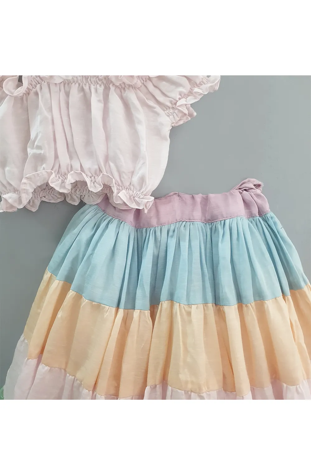 Off shoulder balloon sleeves top with rainbow ghagra